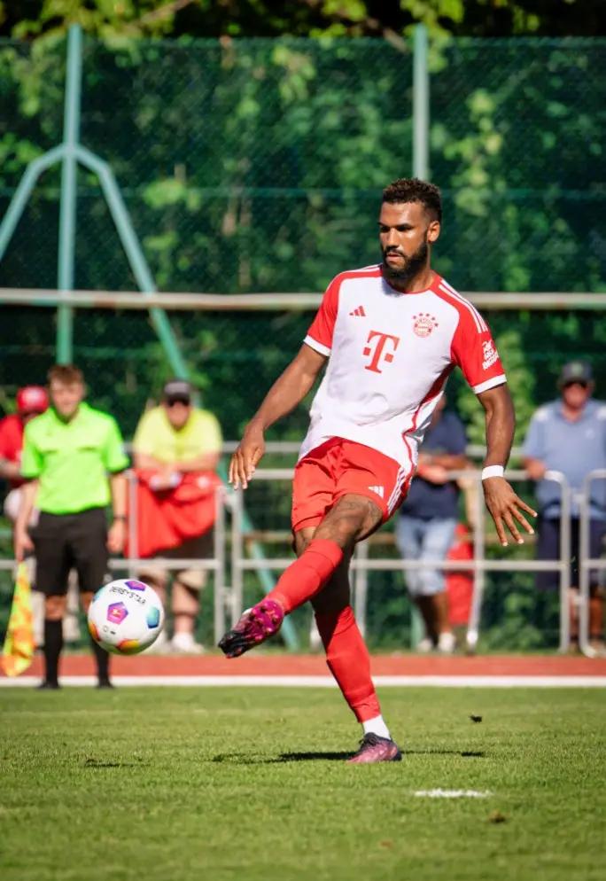 欧洲预选赛中国脚表现耀眼，赢得开门红