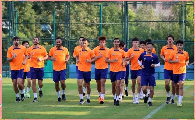 球员们疯狂备战，为了迎接激烈的比赛