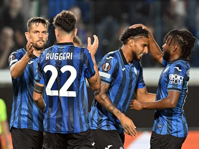 柏林赫塔与勒沃库森战平收官