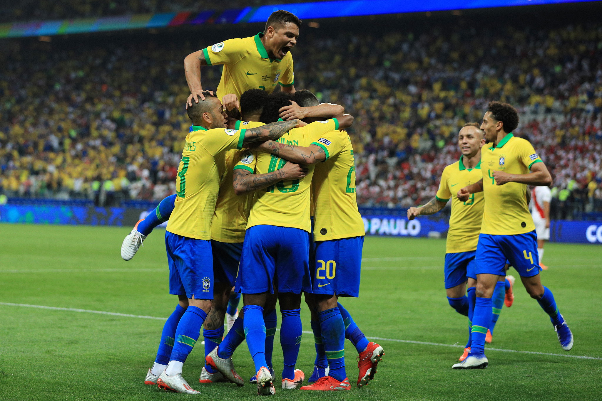 九游娱乐官方-防卫者主场胜弗鲁米嫩塞，阿根廷超级联赛积分榜第六的简单介绍