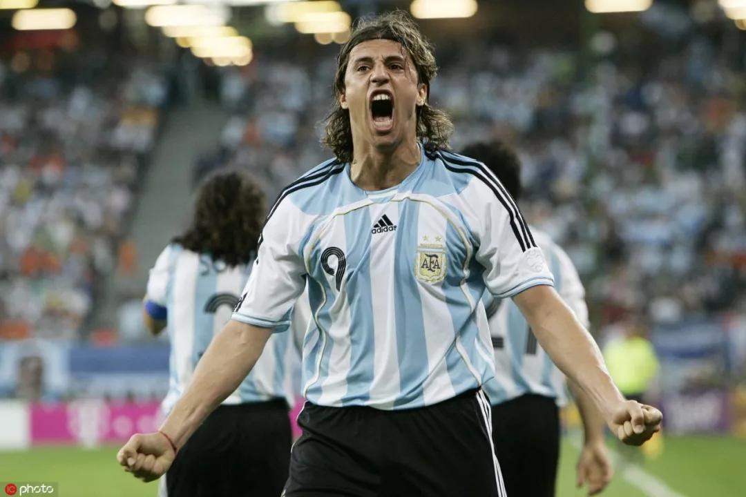 防卫者主场胜弗鲁米嫩塞，阿根廷超级联赛积分榜第六的简单介绍