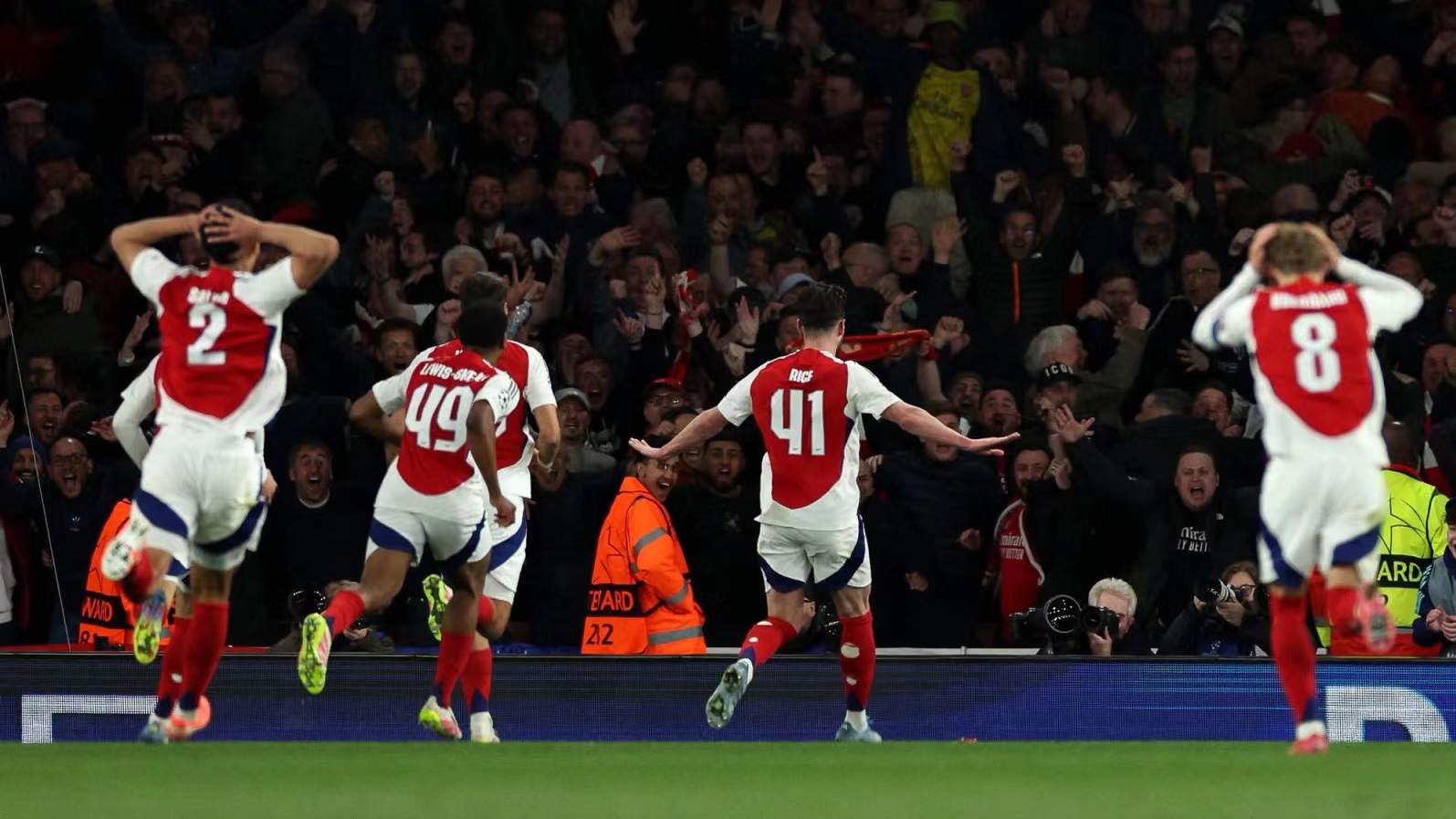 马拉加主场大胜瓦拉多利德，终结连败的简单介绍