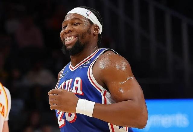 关于雄鹿客场力克76人，字母哥全面爆发的信息