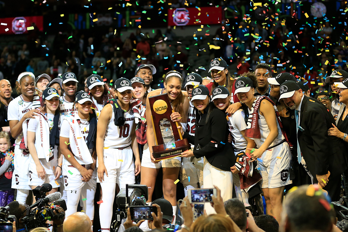 尼克斯队在比赛中展现实力，赢得了胜利