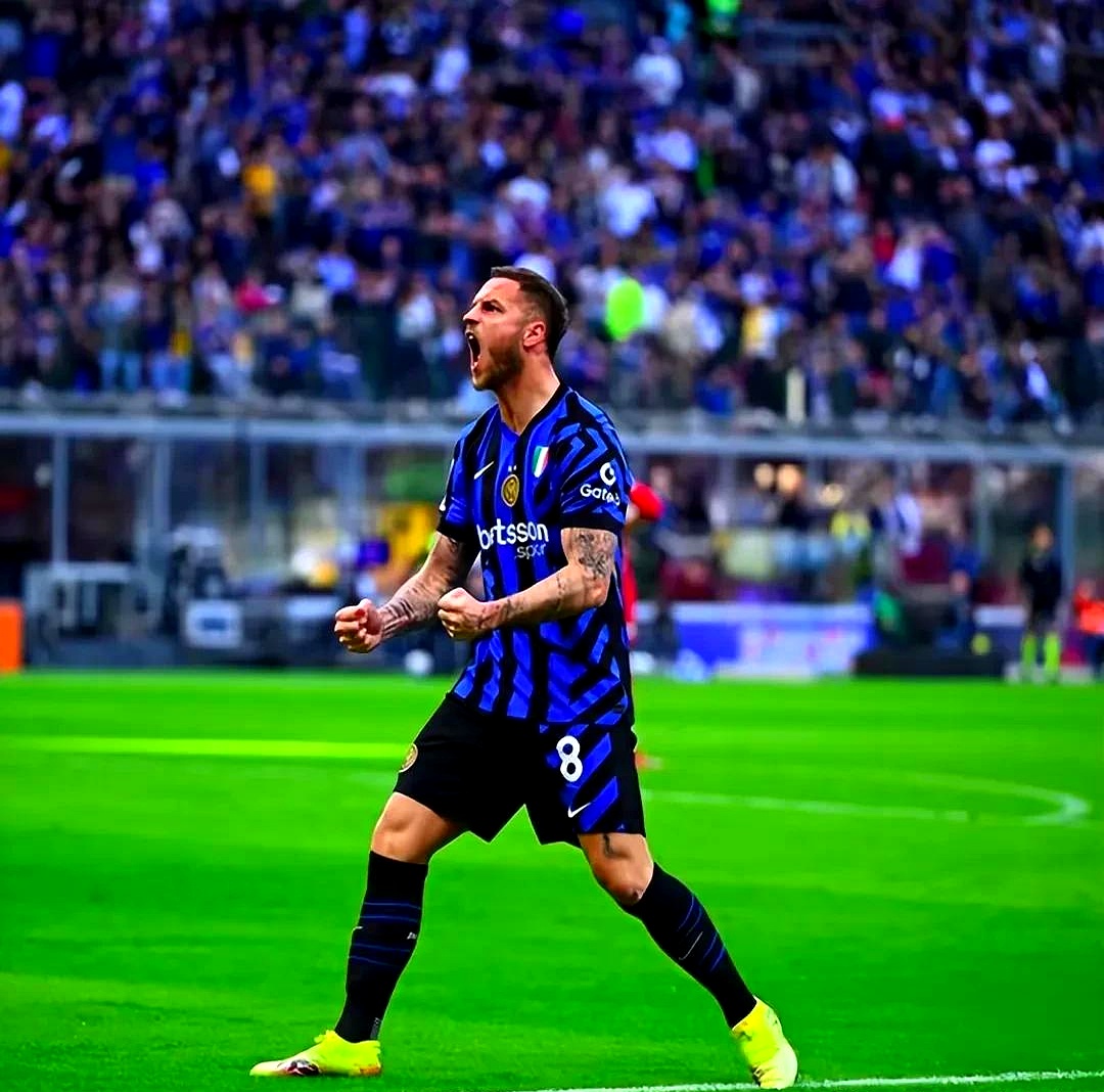 9you娱乐-AC米兰门将连场神扑，成为球队定海神针