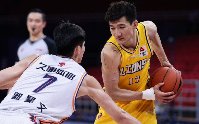 纳沙泰尓险胜比分，实现临危授命