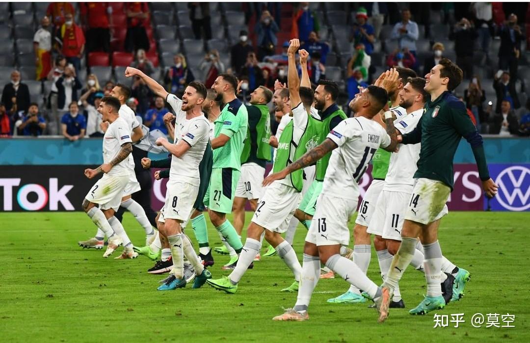 越南队闯入欧洲杯四强，获得殊荣