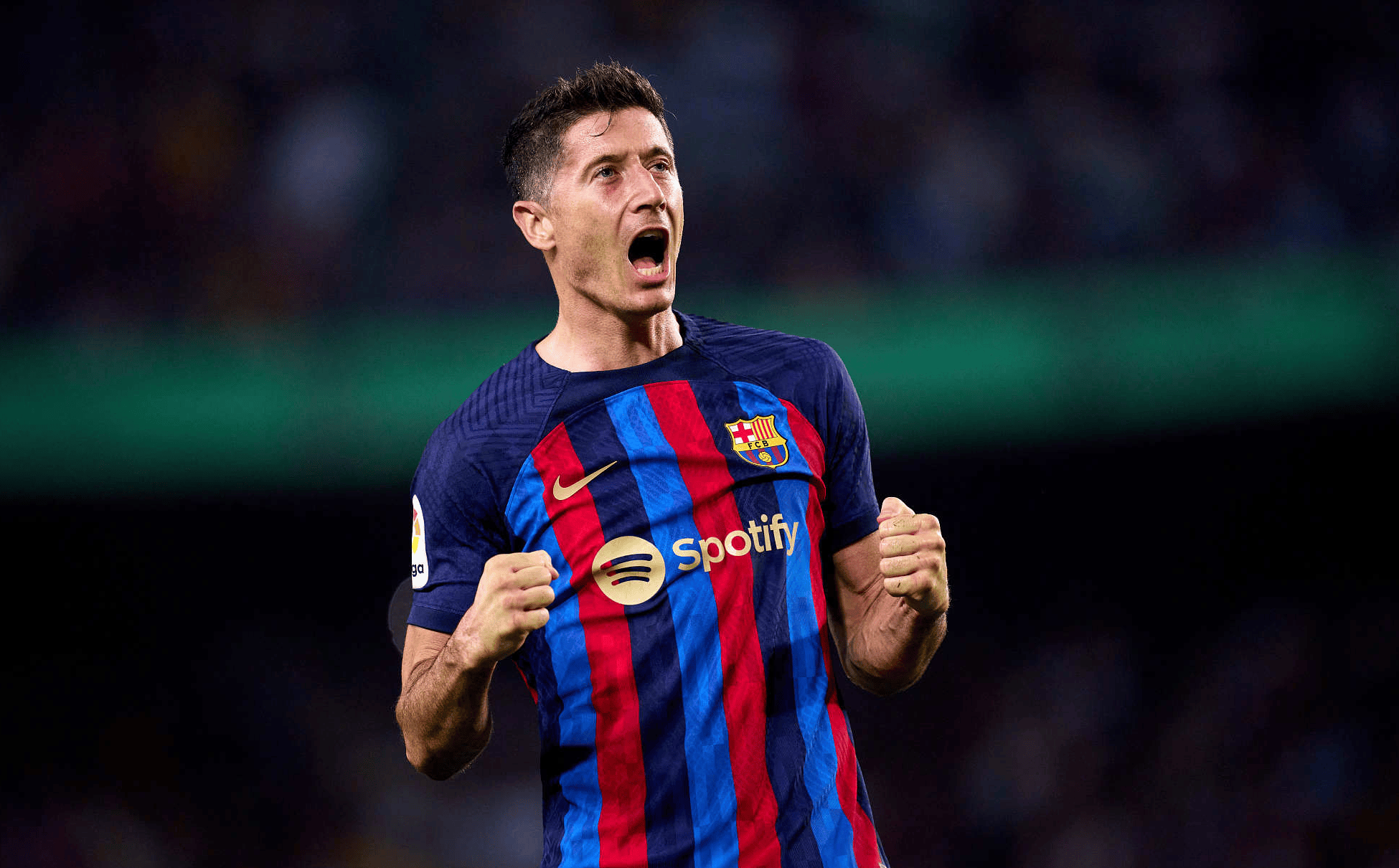 巴塞罗那主场大获全胜，成功杀入欧冠半决赛！