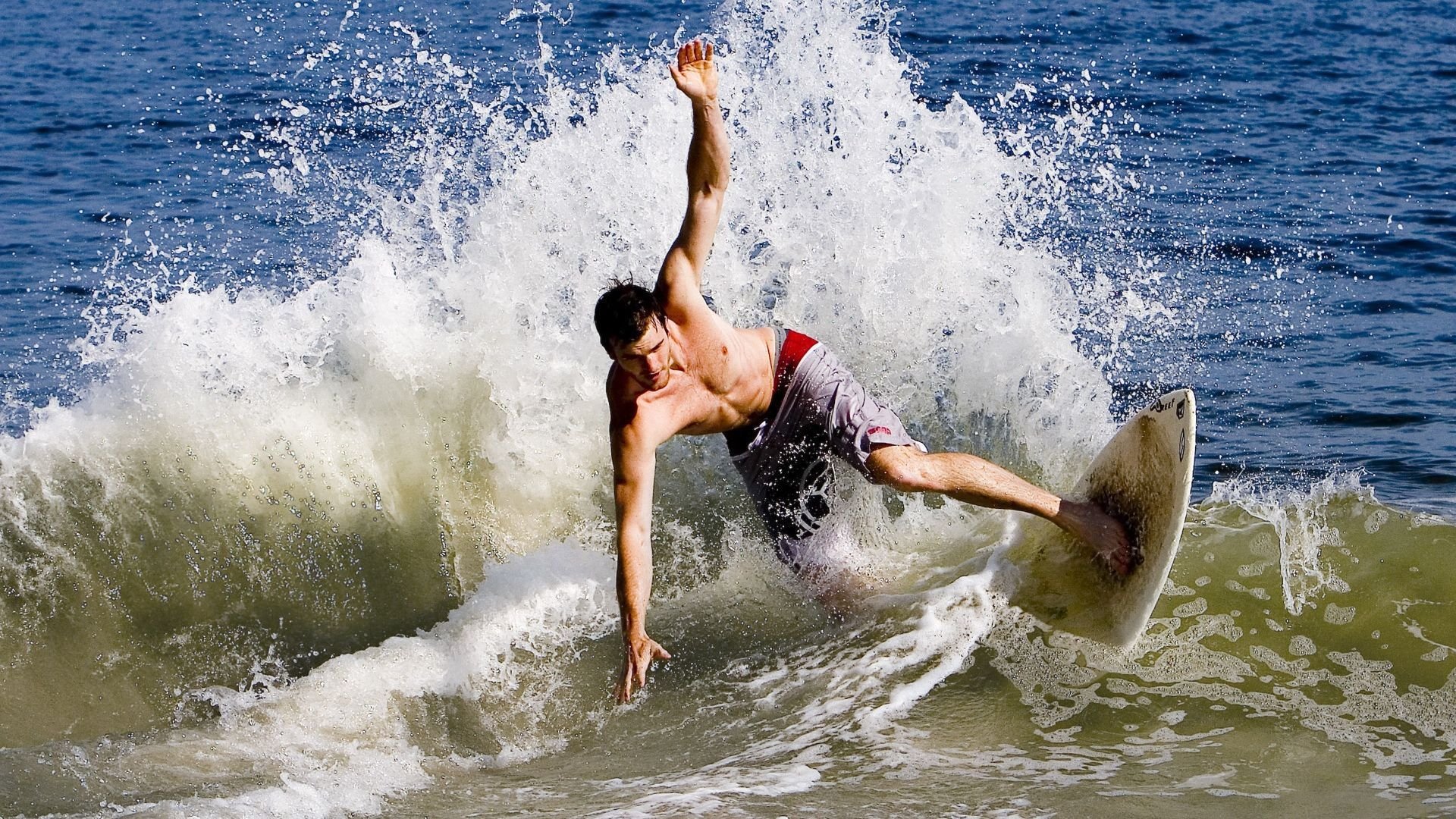 从扣将到关键先生，东决之夜，拉文用沉默的利刃刺穿所有质疑